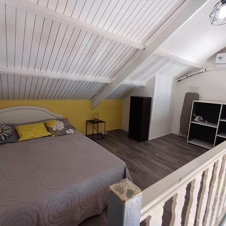 9 Lyly Location F3 Mezzanine Apartment Sainte-Anne Exterior photo